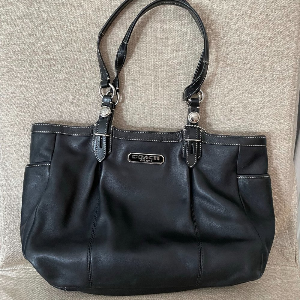 Coach Smooth Black Leather Tote/Shoulder Bag